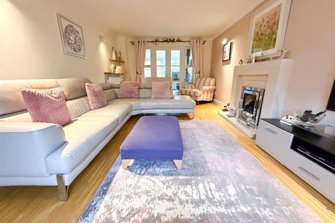 undefined, Clough Grove, Oughtibridge, S35