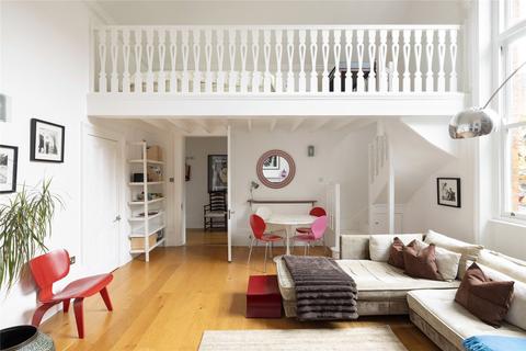 1 bedroom terraced house to rent, Fitzroy Road, London, NW1