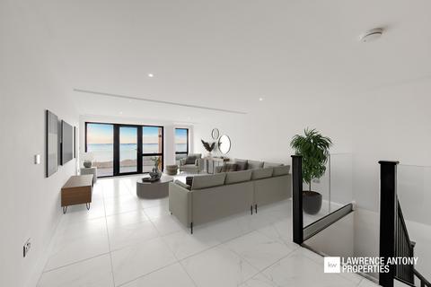 undefined, Grand Parade, Leigh-on-Sea, SS9