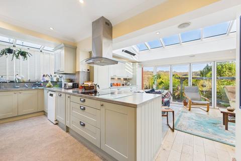 undefined, Vale Avenue, Worthing BN14