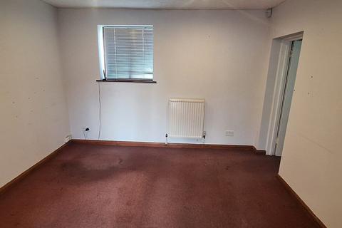 Office to rent, Greyfriars Ln Storrington RH20 4HE