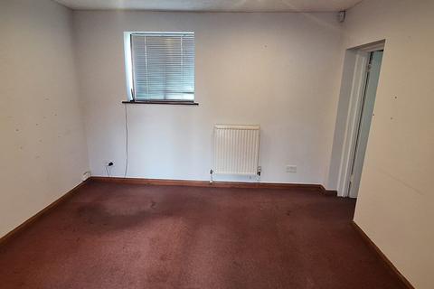 Office to rent, Greyfriars Ln Storrington RH20 4HE
