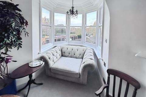2 bedroom flat to rent, The Grand, The Leas, Folkestone