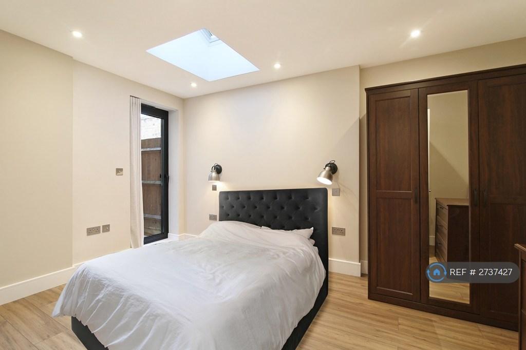 Second Bedroom (With Bed Imposed)