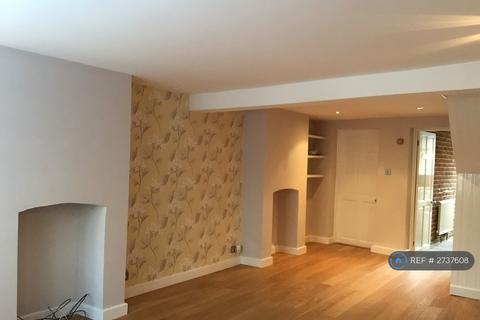 2 bedroom terraced house to rent, Wharf Road, Bishops Stortford, CM23