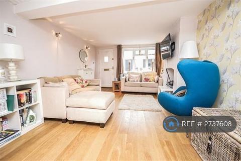 2 bedroom terraced house to rent, Wharf Road, Bishops Stortford, CM23