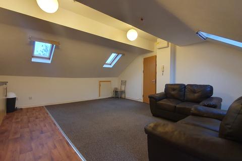 1 bedroom flat to rent, Clifton Street, Adamsdown, Cardiff, CF24