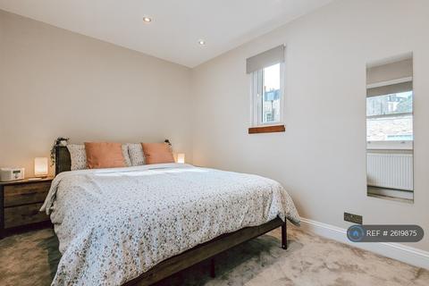 undefined, Warwick Way, London, SW1V