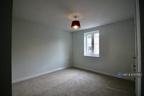 2 bedroom flat to rent, Bradford Drive, Colchester, CO4
