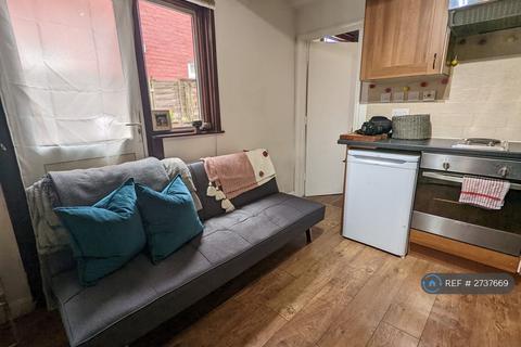 1 bedroom flat to rent, Haringey, London, N4