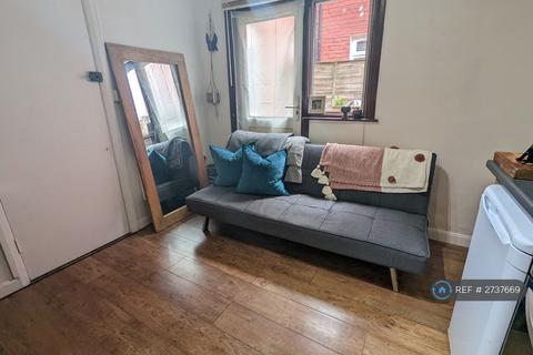 1 bedroom flat to rent, Haringey, London, N4
