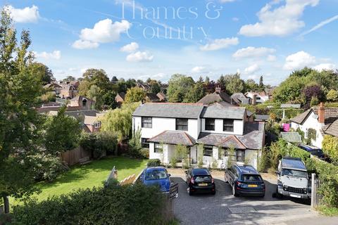undefined, Hazlemere, High Wycombe HP15