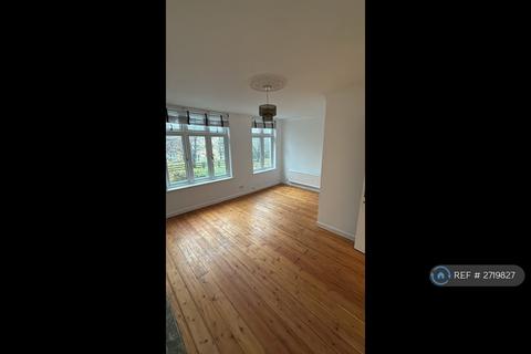 undefined, Sanderstead Road, South Croydon, CR2