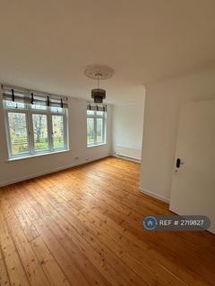 undefined, Sanderstead Road, South Croydon, CR2