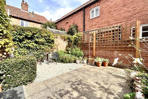 1 bedroom end of terrace house for sale, Depot Yard, Newark
