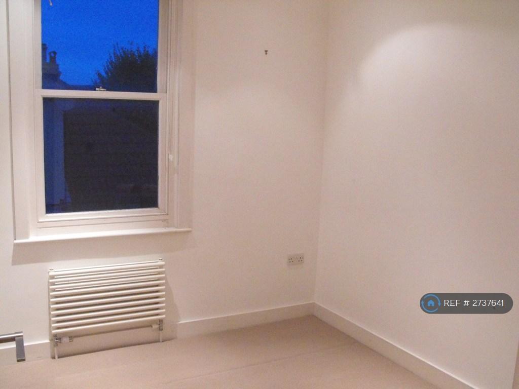 Living Area Unfurnished