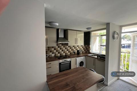 2 bedroom flat to rent, Gorse Hey Court, Liverpool, L13