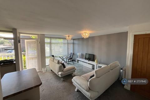 2 bedroom flat to rent, Gorse Hey Court, Liverpool, L13