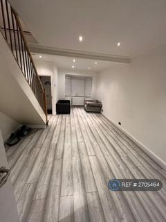 3 bedroom terraced house to rent, Aldworth Road, London, E15