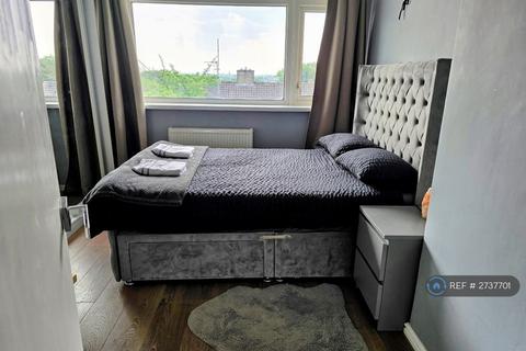 3 bedroom maisonette to rent, Dobson Close, London, NW6