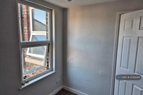 3 bedroom terraced house to rent, Oak Leigh, Liverpool, L13