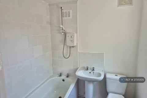 3 bedroom terraced house to rent, Oak Leigh, Liverpool, L13