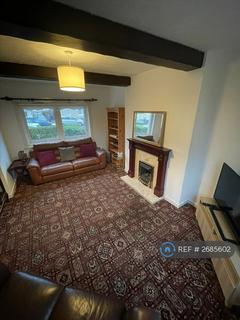 3 bedroom semi-detached house to rent, East Barns Street, Clydebank, G81