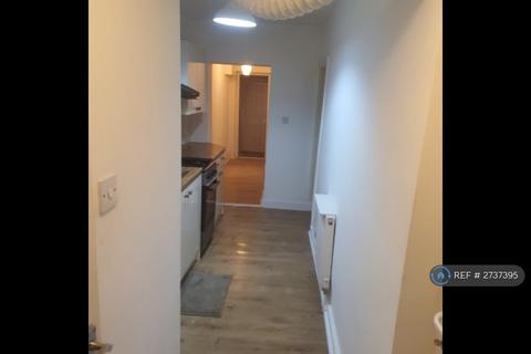 2 bedroom flat to rent, Loveridge Road, London, NW6
