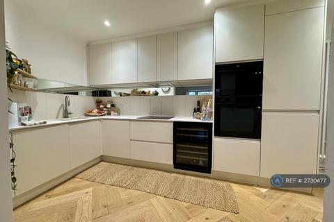2 bedroom flat to rent, Adelaide Crescent, Hove, BN3