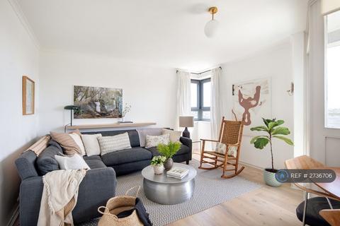 2 bedroom flat to rent, Elmington Estate, London, SE5