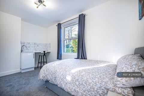 undefined, North Farm Cottage, Tunbridge Wells, TN2