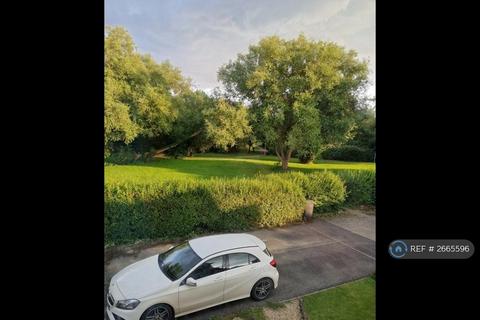 2 bedroom terraced house to rent, Danestone Close, Middleleaze, Swindon, SN5