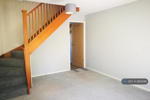 2 bedroom terraced house to rent, Danestone Close, Middleleaze, Swindon, SN5