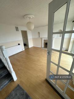 3 bedroom semi-detached house to rent, Ridge Hill Lane, Stalybridge, SK15