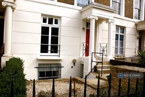 2 bedroom maisonette to rent, Halliford Street, London, N1