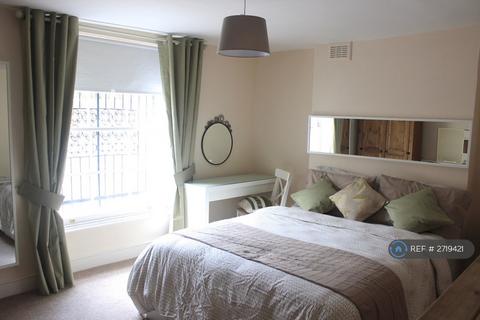 2 bedroom maisonette to rent, Halliford Street, London, N1