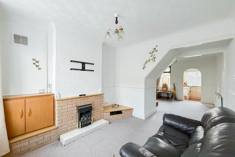 2 bedroom terraced house to rent, Denmark Road, Leicester