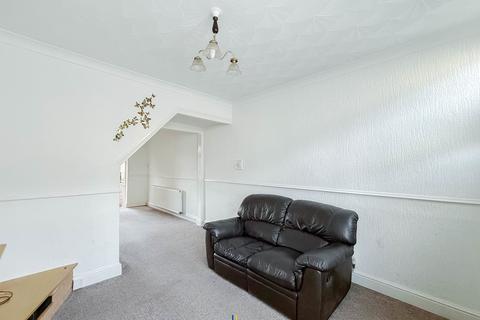 2 bedroom terraced house to rent, Denmark Road, Leicester