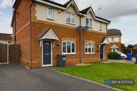 3 bedroom semi-detached house to rent - Farlawns Court, Balby, Doncaster, DN4