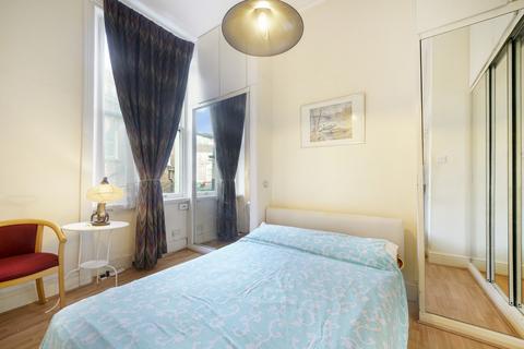1 bedroom apartment for sale, Sutherland Avenue, London