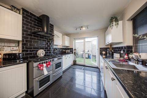 3 bedroom semi-detached house for sale, Albert Road, Tonbridge