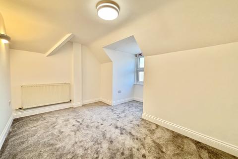 1 bedroom flat to rent, Birdhurst Rise, Croydon