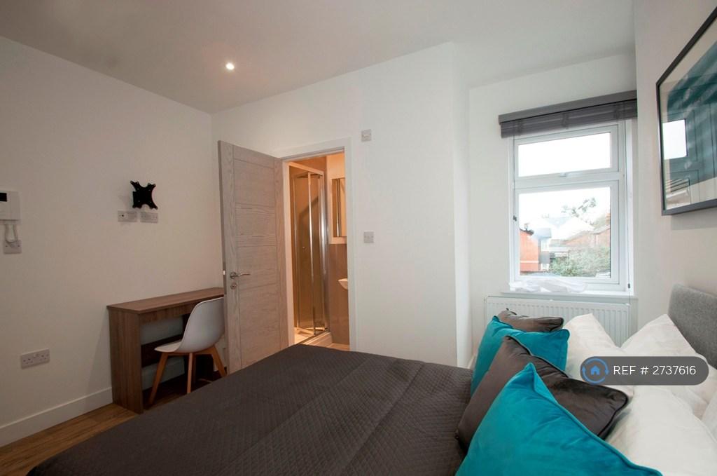 En-Suit Bedroom 2