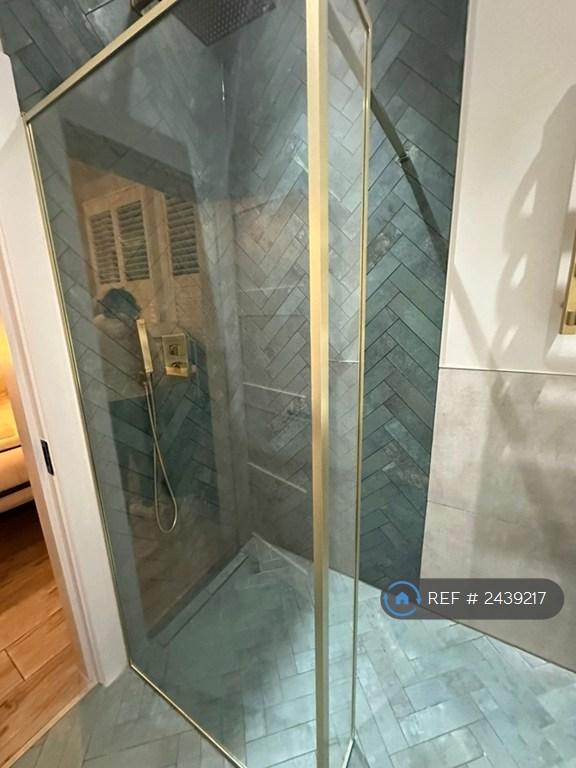 King Size Ensuite