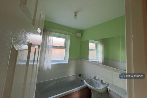 2 bedroom flat to rent, Aqueduct, Telford, TF4