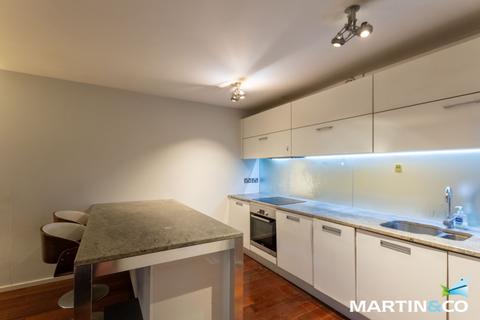 2 bedroom apartment to rent, Beetham Tower, Holloway Circus Queensway, Birmingham, B1