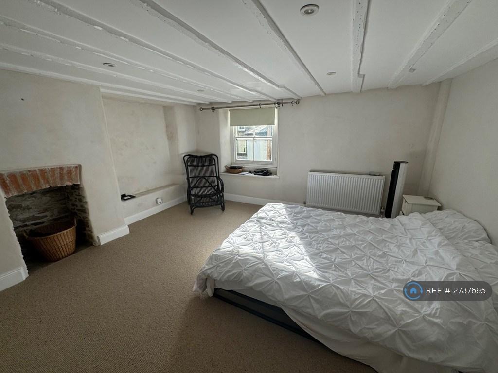 Double Bedroom 1