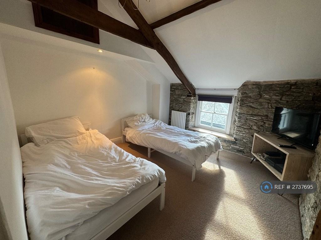 Double Bedroom 3