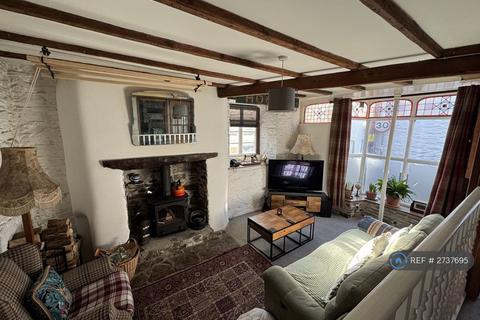 3 bedroom end of terrace house to rent, Church Street, Calstock, PL18