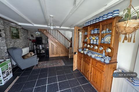3 bedroom end of terrace house to rent, Church Street, Calstock, PL18